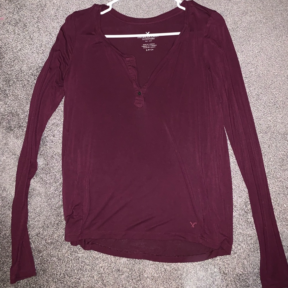 American Eagle shirt